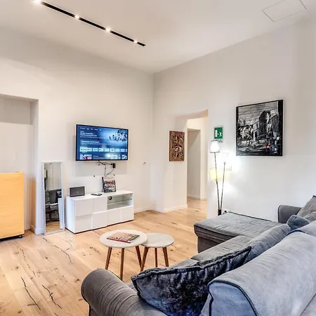 Apartment Domus In Piazza Del Popolo *