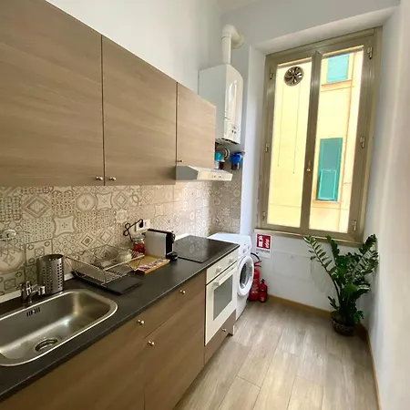 Apartment Andrea's House Porta Pia *