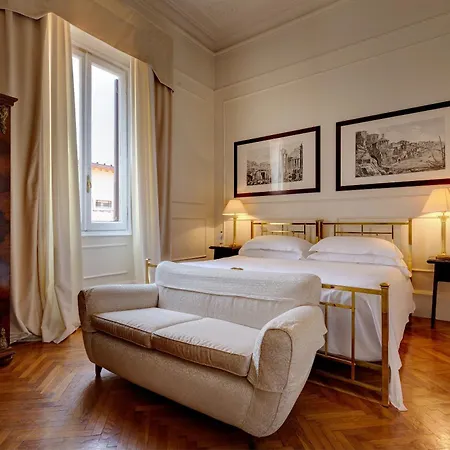 Hotel Grand Plaza 5*