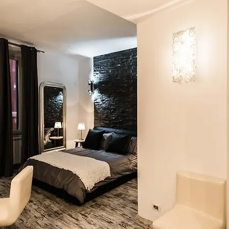 Trevi & Pantheon Luxury Guest house Rome
