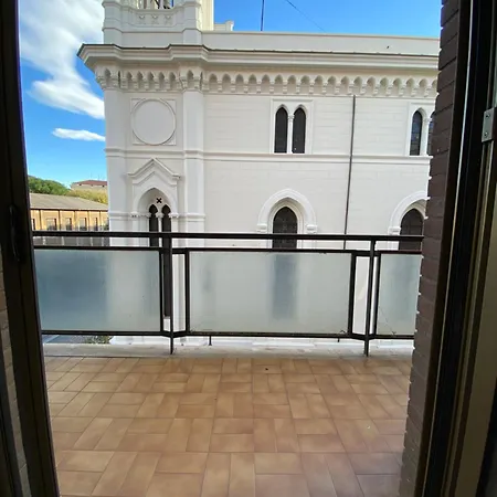 In Centro Con Balcone Con Vista Appartamento