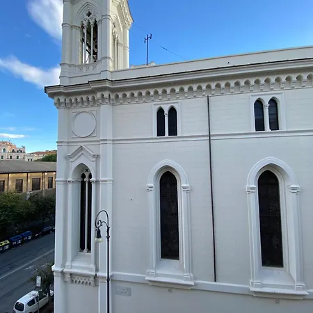 Appartamento In Centro Con Balcone Con Vista
