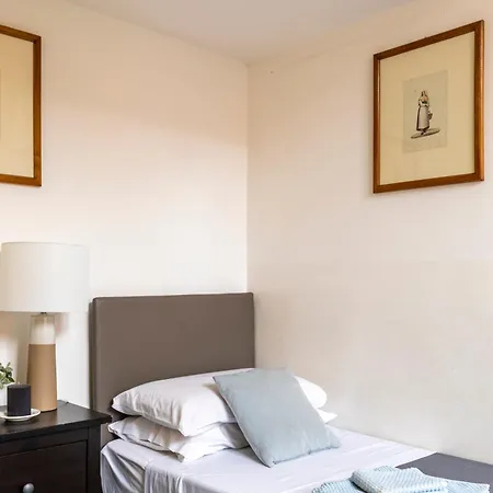 Colosseo Apartment- Heart Of Rione Monti Rome