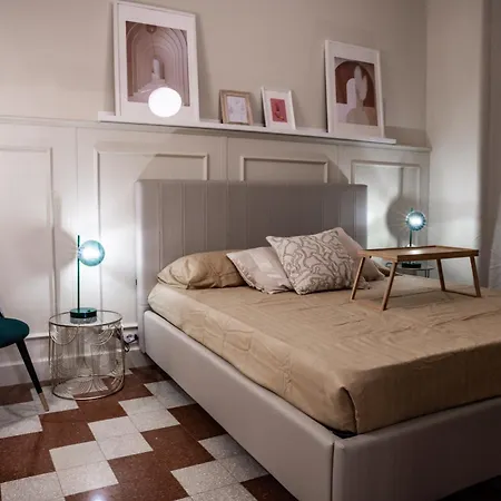 Telesio Apartament *