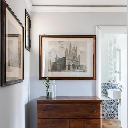 Colosseo Apartment- Heart Of Rione Monti Apartment *