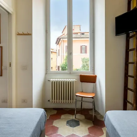 Colosseo Apartment- Heart Of Rione Monti Apartment