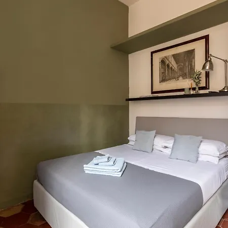 Colosseo Apartment- Heart Of Rione Monti * Rome