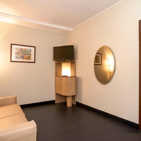 Mercure West Hotel Rome