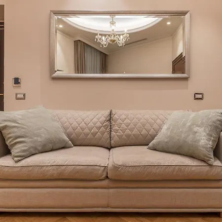 900 Veneto & Pinciana Apartment