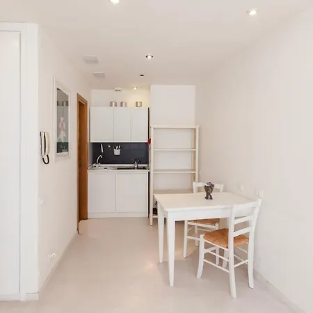Apartment Guest Colosseo Rome