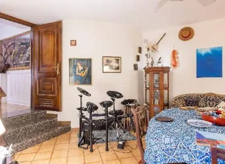 La Casa Magica Via Mameli Guest house