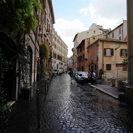Center, Luxury & History In Via Monserrato Apartment Rome
