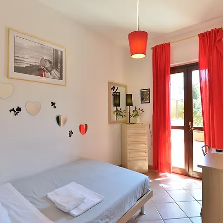 Bed & Breakfast Amarcord 3*