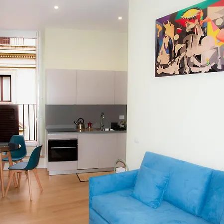Barberini Bright Apartment Rome