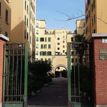 In The Heart Of San Giovanni Apartment Rome