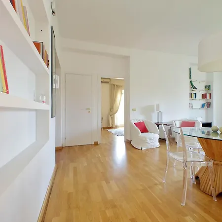 Ych-confortevole Vicino Ponte Milvio Roma