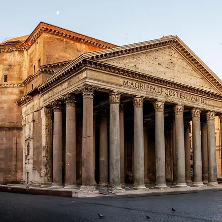 Welcome To Pantheon Apartment