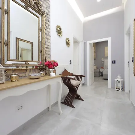 Guest house Roman Holiday Suites *
