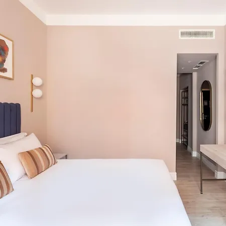 Hotel Numa Linea