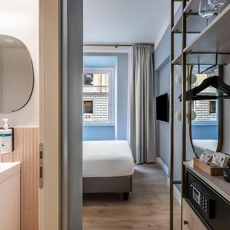 Hotel Numa Linea Rzym