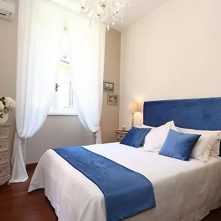 Avignonesi Pensión 3*