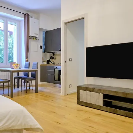 Testaccio Apartment
