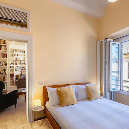 Amazing Campo De' Fiori Apartment