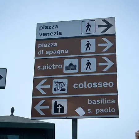 Chroma Italy - Chroma Octho Pensión Roma