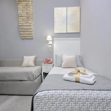 Guest house Roman Holiday Suites *
