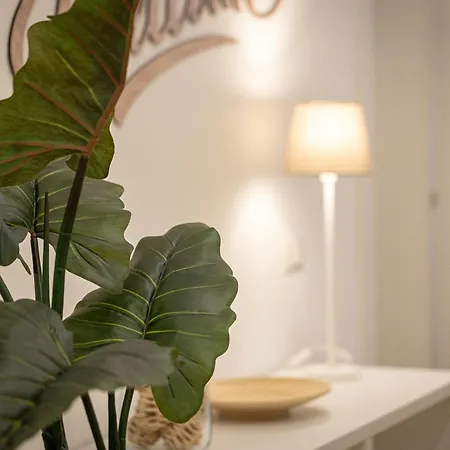 Colosseum Holidays - Three-bedroom Rome