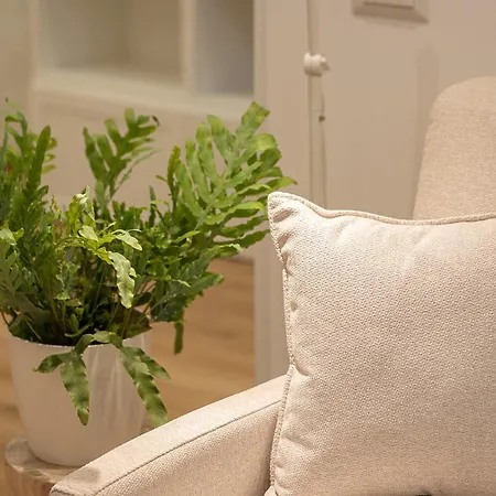 Colosseum Holidays - Three-bedroom Rome