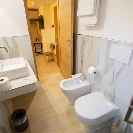 Otel Maximus 3*