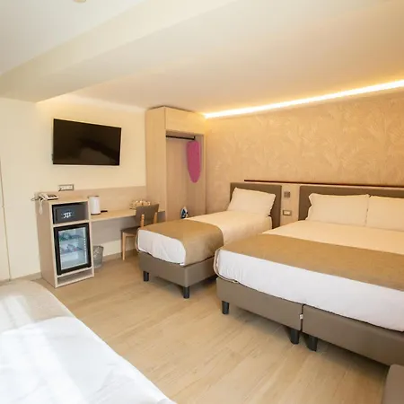 Otel Maximus 3*
