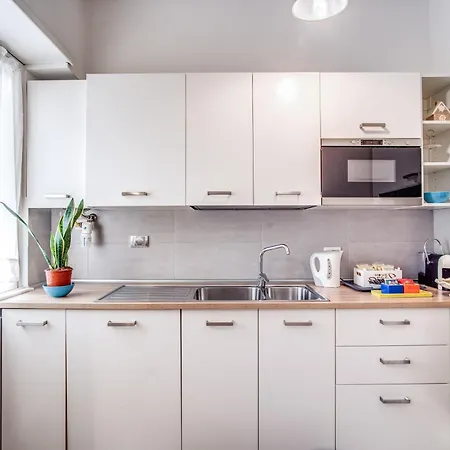 Vaticanum Modern & Family Apartment *