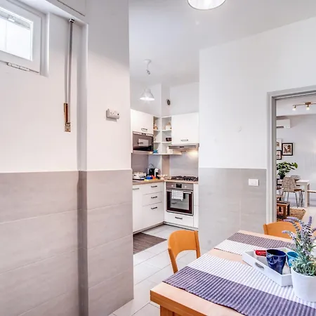 Apartment Vaticanum Modern & Family *