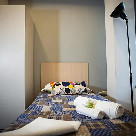 Gate 40 Guest house 2*
