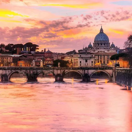 Lovely In The Center Of Rome, Fabrizia. Apartment *