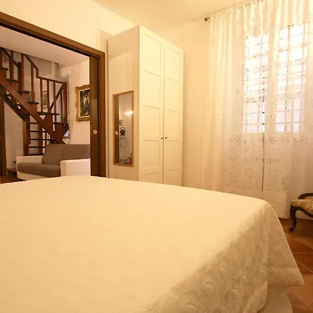 Residenza Sallustiana 1br Apartment *