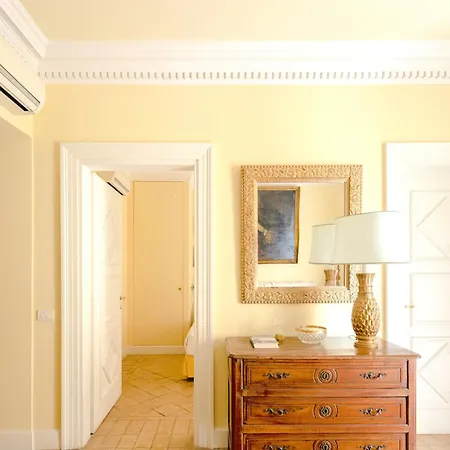 Spanish Steps Deluxe Apartment Appartement