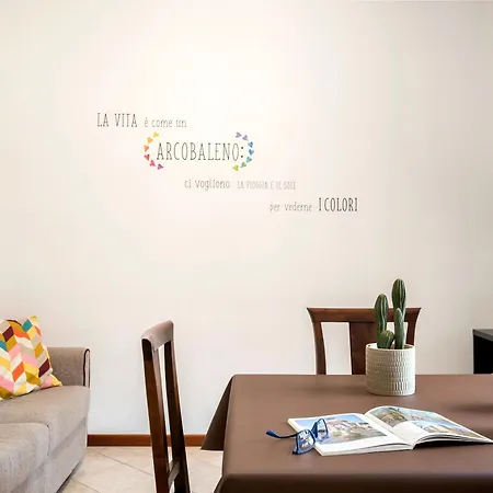 Stylish & Cozy - 5 Star Location- Balcony - View * Rome