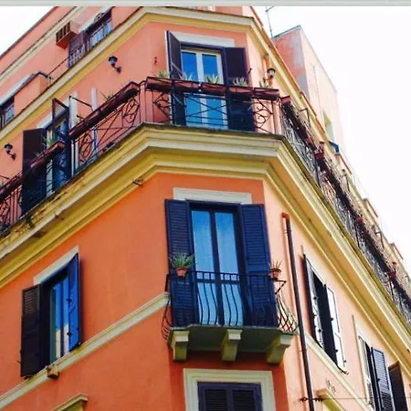 Golden Piazza Di Spagna 3*