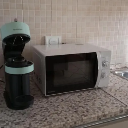 Domus Vacanze Romane Apartment *