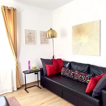 Gemelli-san Pietro-trastevere-casa Con Posto Auto Apartment Rome