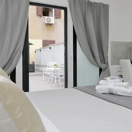 Guest house Roman Holiday Suites *
