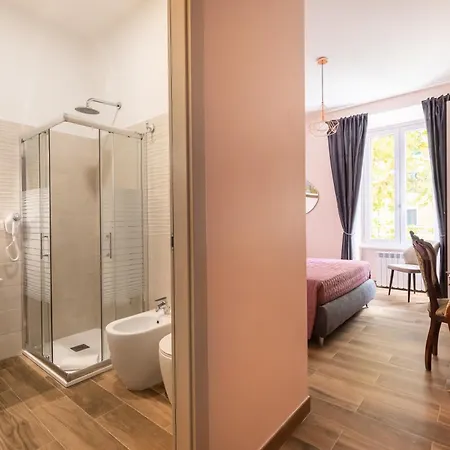 Queen Meg Guest house Rome
