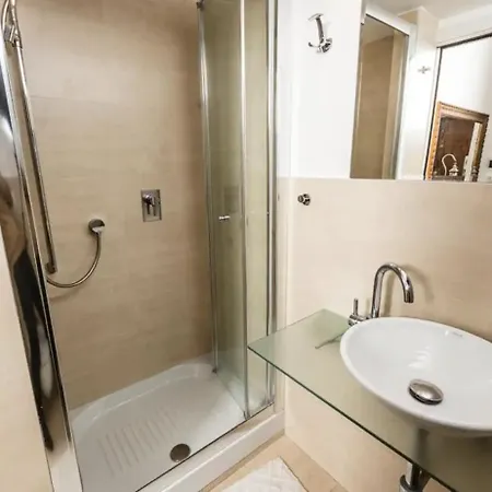 Guest house Esquiline 3*