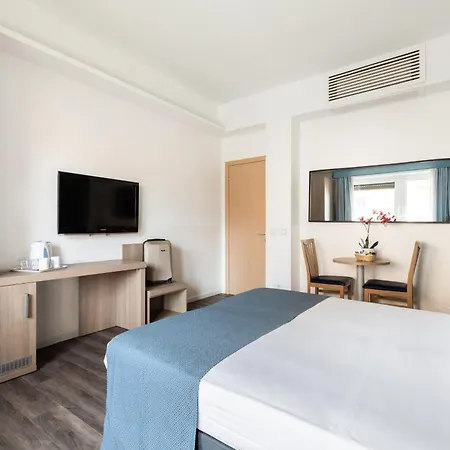 Fleming By Hili Guest house