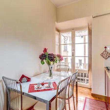 Adorable Flat By Barberini Trevi Fountain