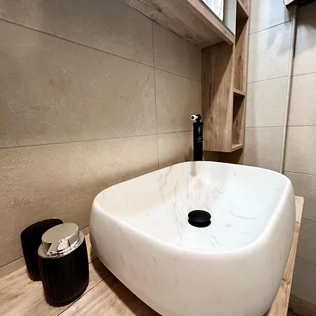 Casale Dell'insugherata 2* Rom