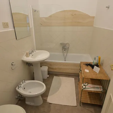 Guest house Relais La Canfora Rome